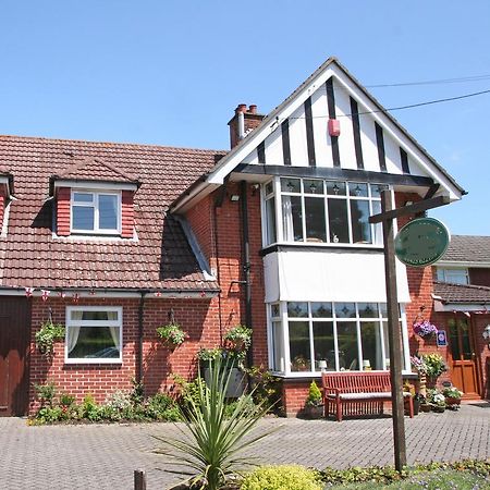 Beech Lodge Guest House New Milton Exterior photo