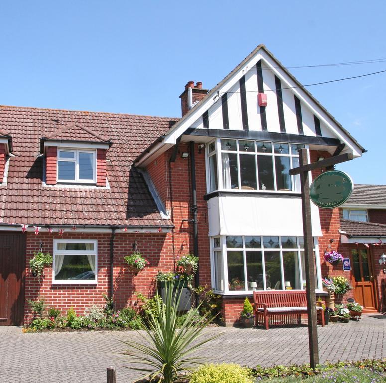 Beech Lodge Guest House New Milton Exterior photo